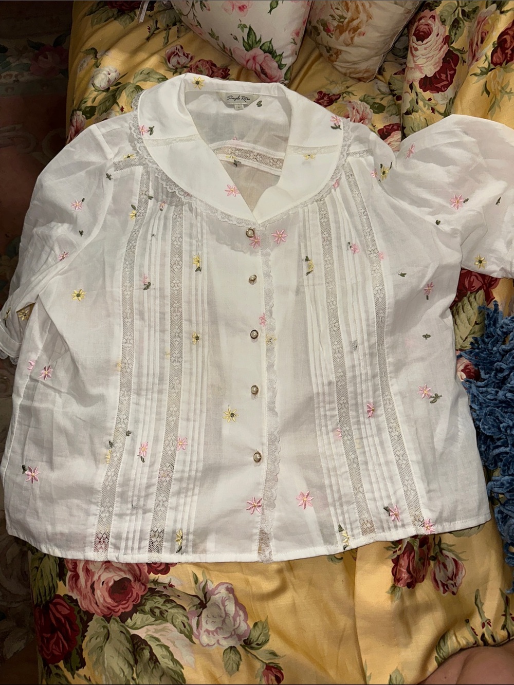 ERIN 100% COTTON V-NECK BLOUSE